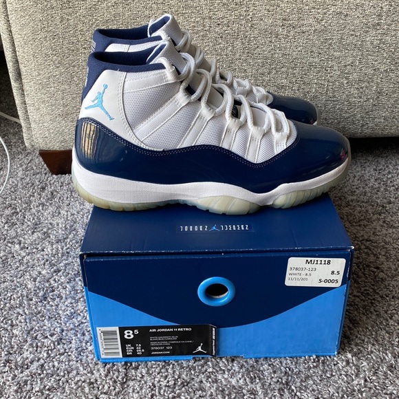 air jordan 11 retro white university blue